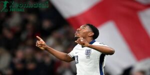 Myles Lewis-Skelly: Từ Arsenal đến Đội tuyển Anh – Cột mốc lịch sử tại Wembley 5 Lewis-Skelly còn cho thấy sự tự tin khi tham gia tấn công