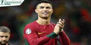Tiểu Sử Cristiano Ronaldo - Từ Cậu Bé Nghèo Đến Huyền Thoại 3 Phía sau ánh hào quang sân cỏ Ronaldo còn là 1 người đàn ông của gia đình
