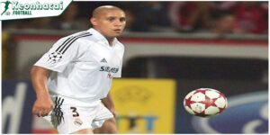 Danh sách cầu thủ ném biên hay nhất thế giới hiện nay 9 Roberto Carlos có những pha ném biên đẳng cấp xa tới 36m