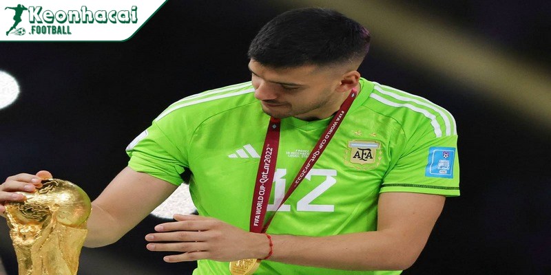 Gerónimo Rulli là ai? Tiểu sử, sự nghiệp và phong cách thi đấu chi tiết 3 Năm 2014, Gerónimo Rulli chuyển đến Real Sociedad
