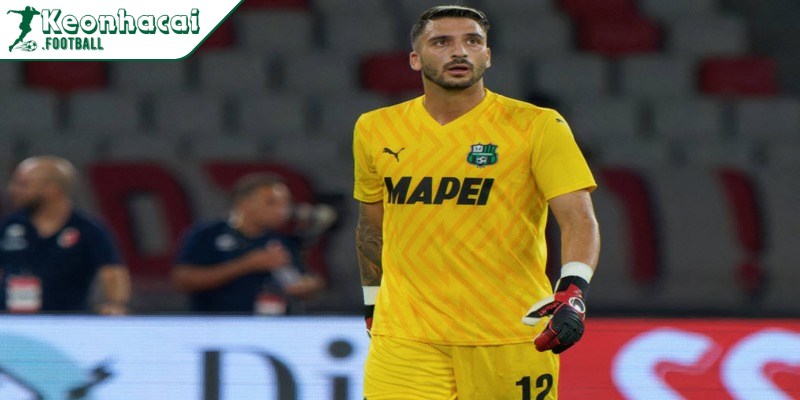 Giacomo Satalino là ai? Tiểu sử, sự nghiệp và phong cách thi đấu chi tiết 2 Giacomo Satalino được biết đến là một thủ môn người Italia