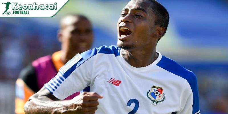 Tiểu sử Michael Amir Murillo: Hành trình chinh phục MLS, Bỉ và Ligue 1 4 Michael Murillo có trận ra mắt đội tuyển Panama khi còn khá trẻ