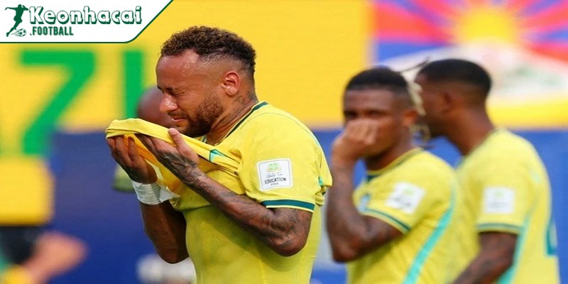 Neymar thư giãn trên sân golf giữa lúc Brazil chìm trong thất vọng 1 Brazil đối mặt áp lực sau kỳ World Cup thất vọng