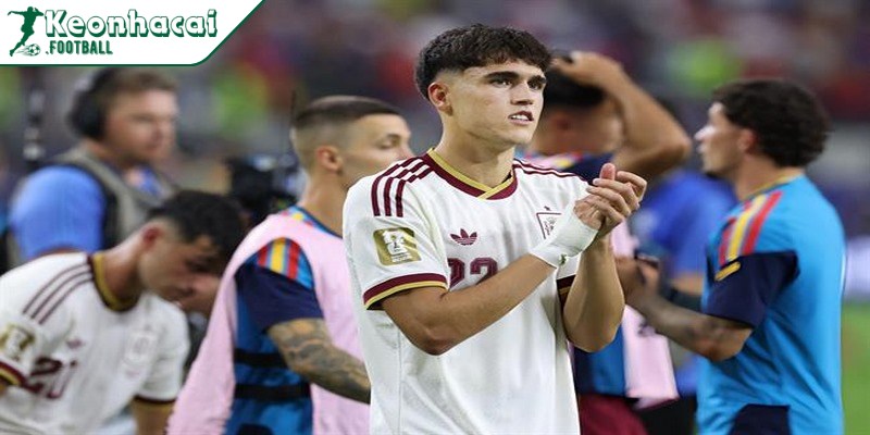 Pau Cubarsi tỏa sáng giúp Tây Ban Nha vào chung kết World Cup